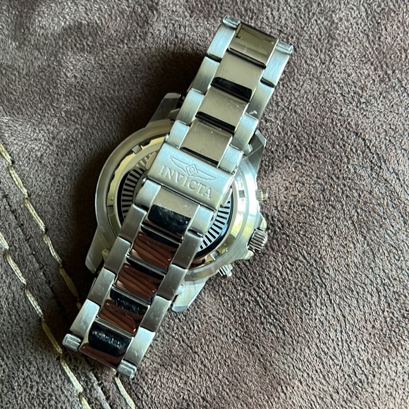 Invicta Monochrome Chronograph - Picture 6 of 6